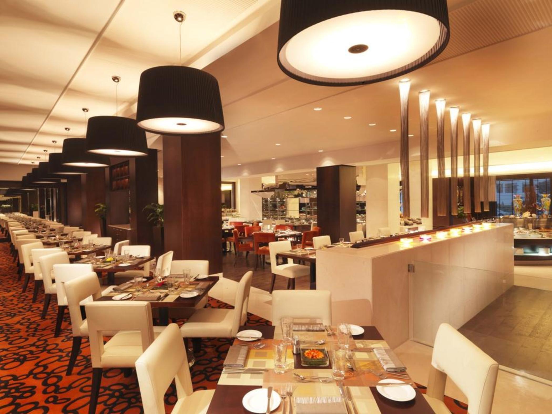 Movenpick Grand Al Bustan Ξενοδοχείο Ντουμπάι Εστιατόριο φωτογραφία